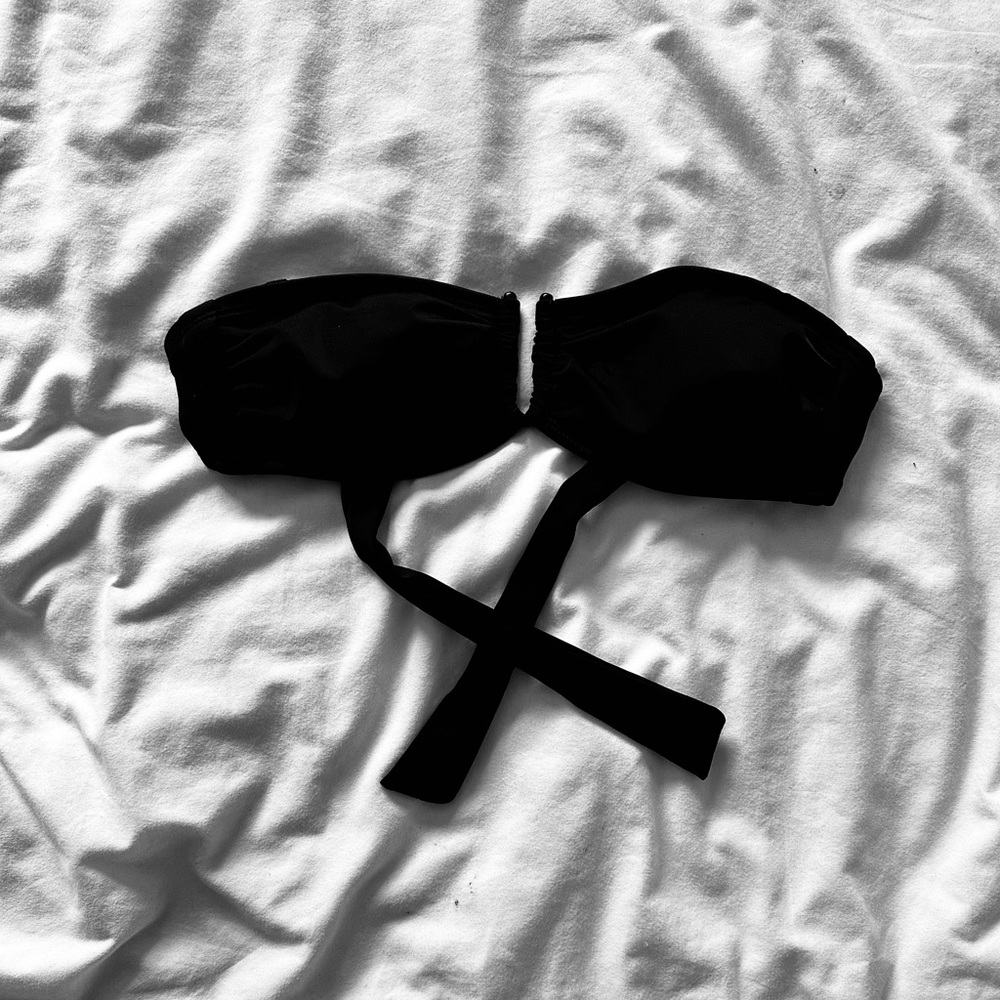 NWT black Hurley bikini top